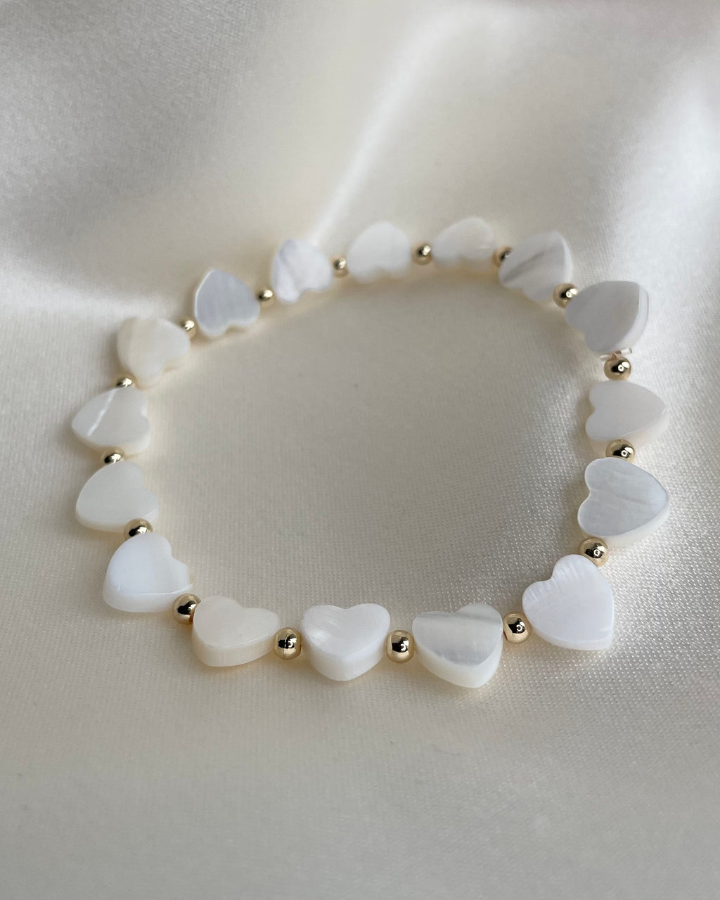 VIOLET | shell pearl hearts bracelet