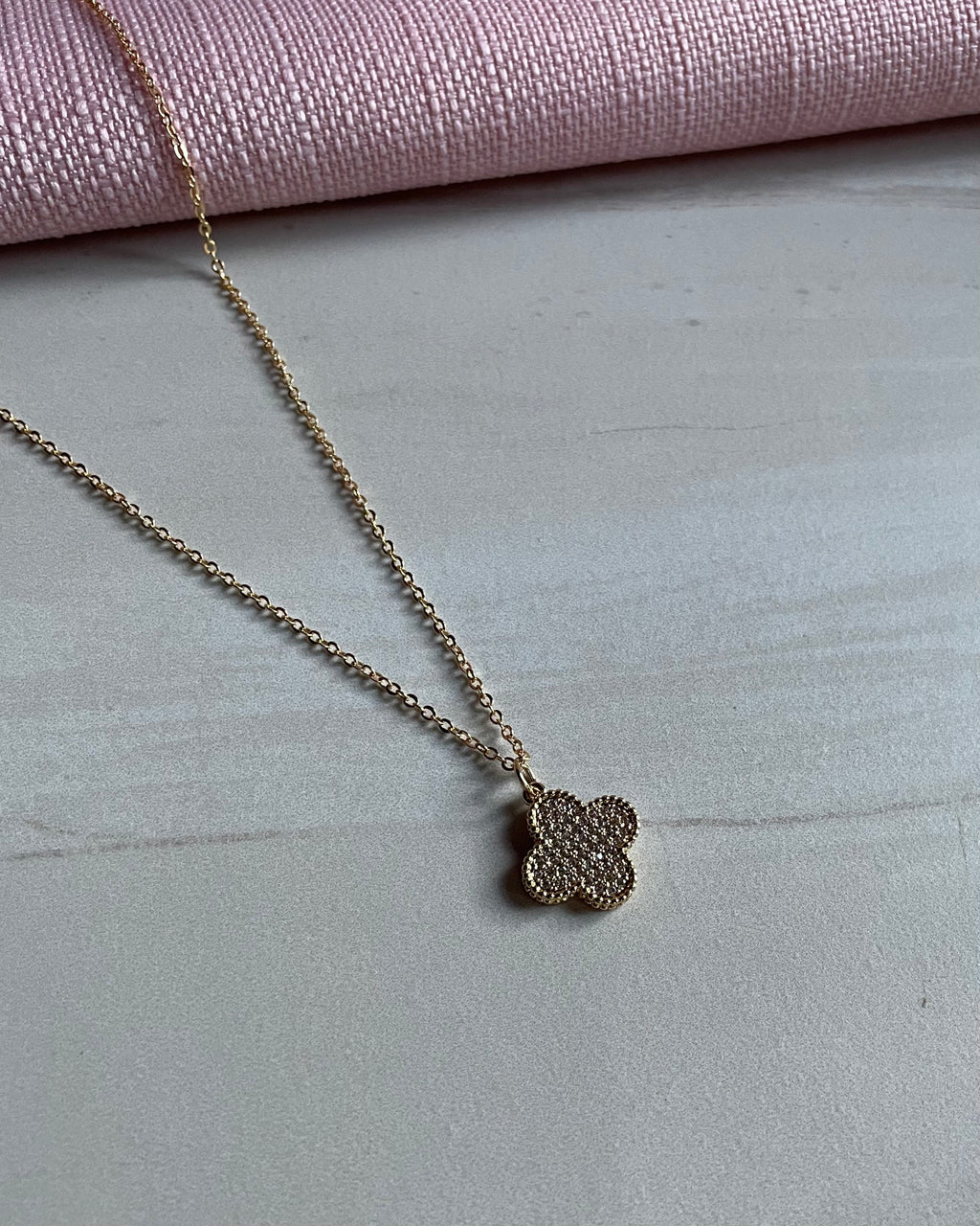 POPPY | solid sparkle clover pendant necklace