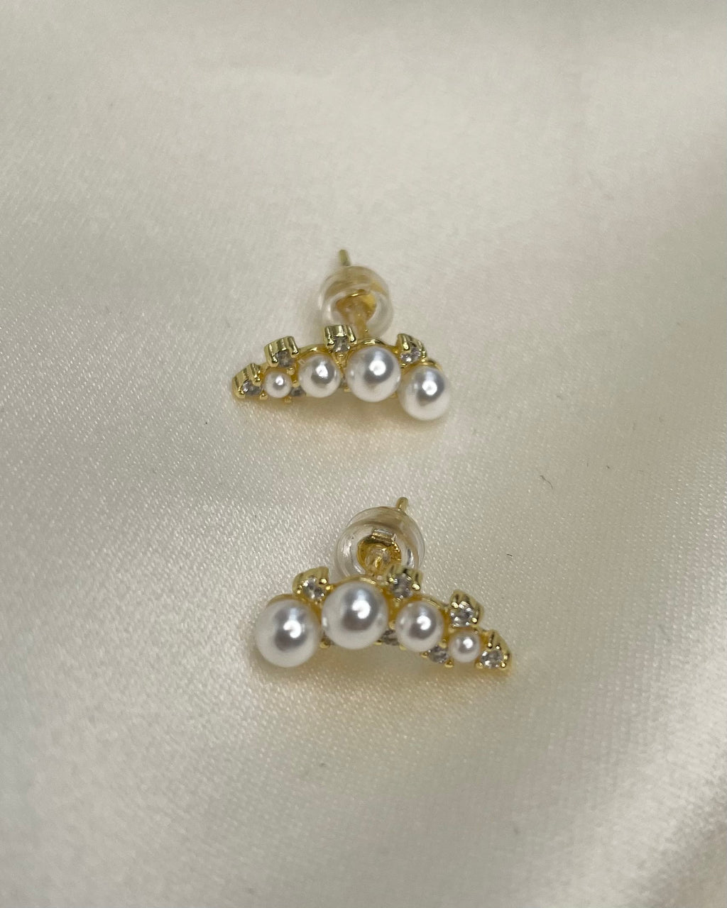 ERYN | pearl crescent stud earrings